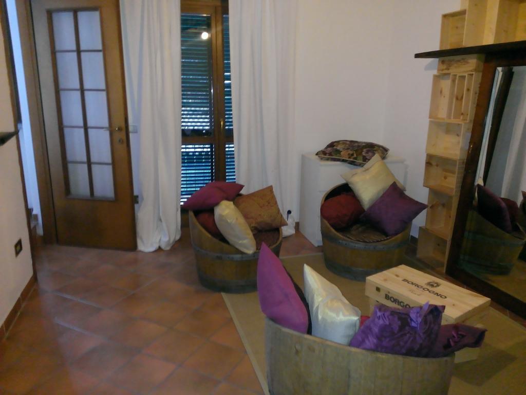 Rossobarolo Barolo Bagian luar foto